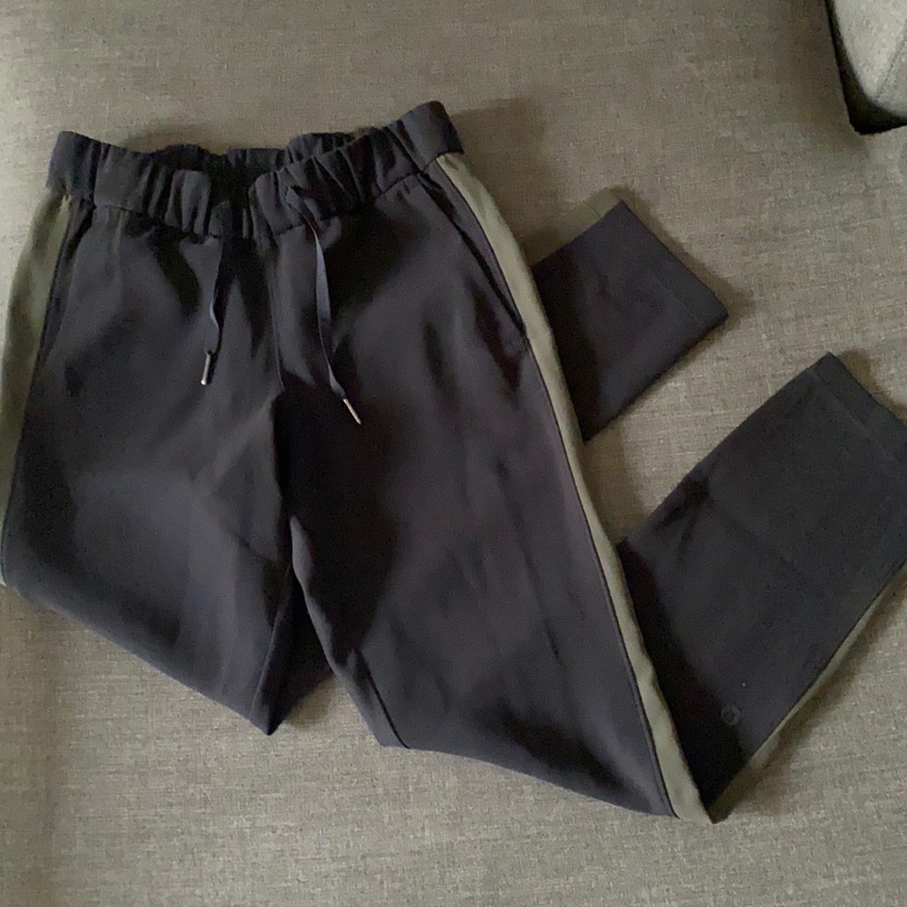 Lululemon black pants!